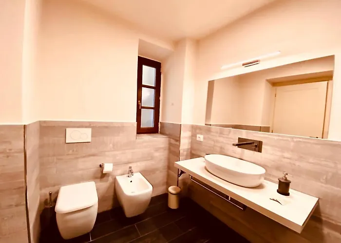 Santa Croce Apartment